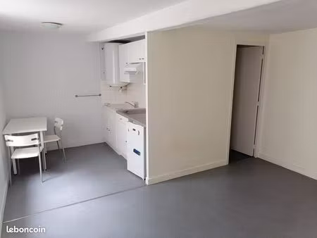 ? studio 23 m² – coeur de châtellerault
