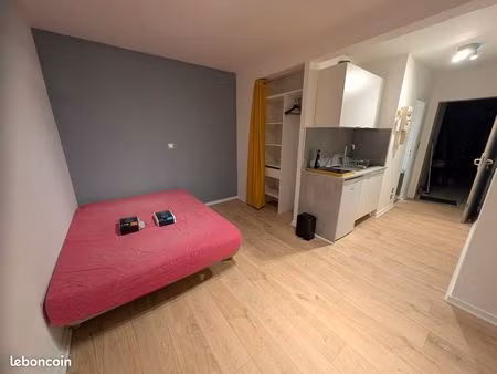 studio meuble