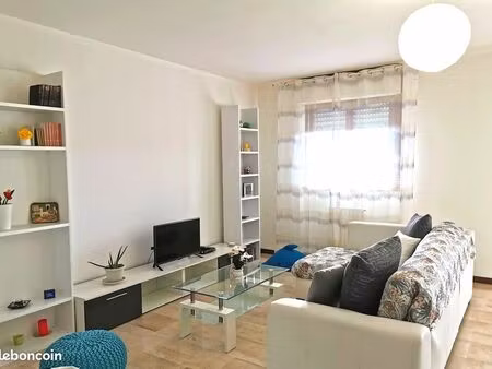 charmant t2 meublé et équipé centre ville bayonne