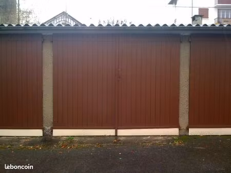 garage spacieux à louer – stockez à faible coût