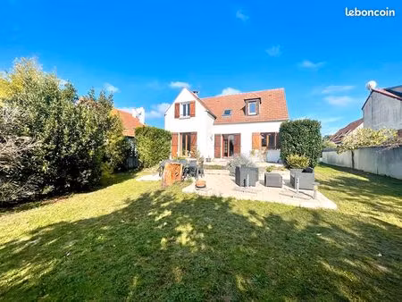maison 6 pièces 125 m²