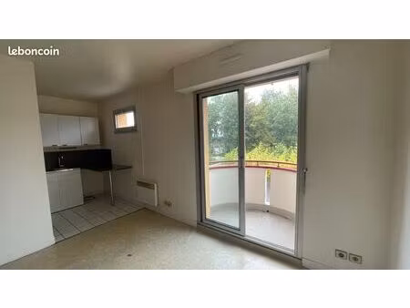 studio dans résid. calme  centre abbeville