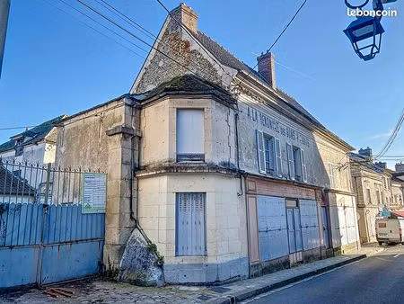 immeuble 20 pièces 750 m²