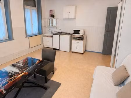 chambre meublée avec kitchenette – 1er étage – mons-en-barœul
