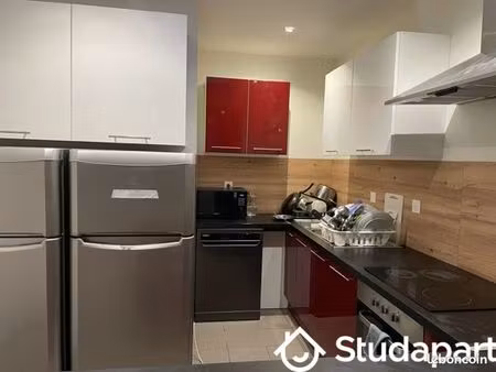 chambre 1 pièce 9 m²