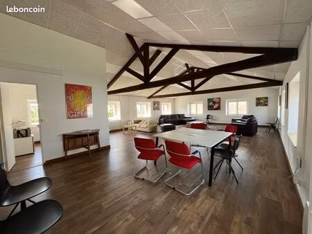 à louer - bureaux 87 5m2 modulable / bagneaux-sur loing