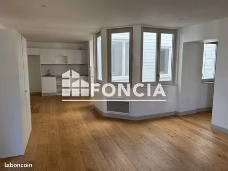 appartement 3 pièces 64 m²