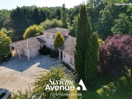 maison 4 pièces 142 m²