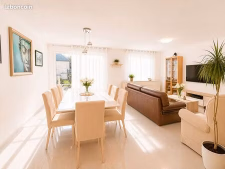 propriété 8 pièces 160 m²