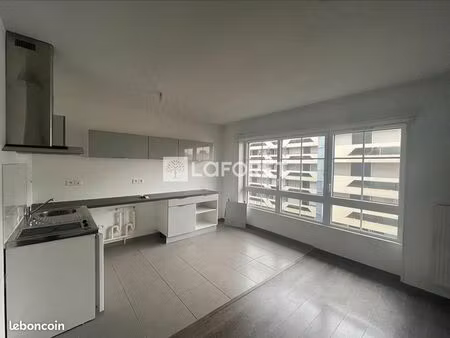appartement 1 pièce 43 m²