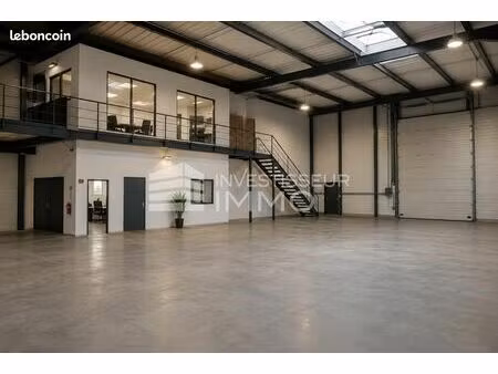 local d'activité 415 m²