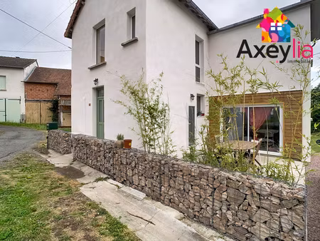 a vendre- arfeuilles- maison rénovée sur terrain avec 2 granges