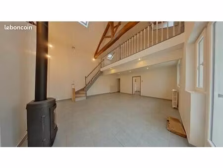 belle maison t4 proche du bourg