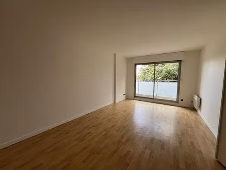 a louer - appartement t2 - bordeaux cauderan