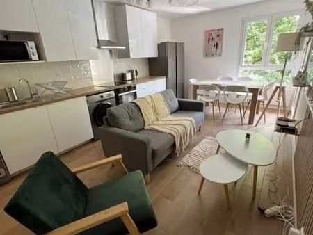 chambre 1 pièce 9 m²