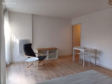 appartement- 1 pièce - 32 m²