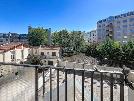 issy les moulineaux-la ferme 3 pièces 56m2 balcon traversant lumineux calme