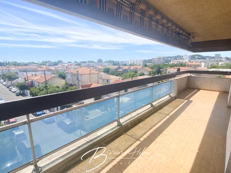 t5 + 30 m2 terrasse st giniez/ste anne 13008 marseille