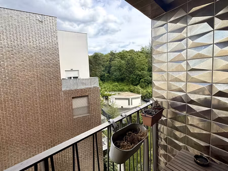 appartement en location 2 pièce 48m2 avec extérieur proche d