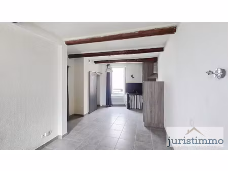 studio 33 m2 sur orange centre