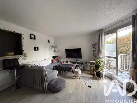 appartement à vaux-le-pénil (77000)