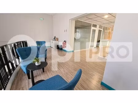 location bureaux 120 m²