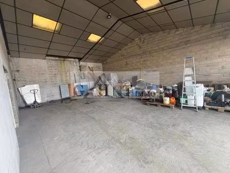 entrepôt 600 m² + 2 000 m² de terrain exploitable à réau