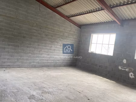 garage à louer 49 m2 à laissac