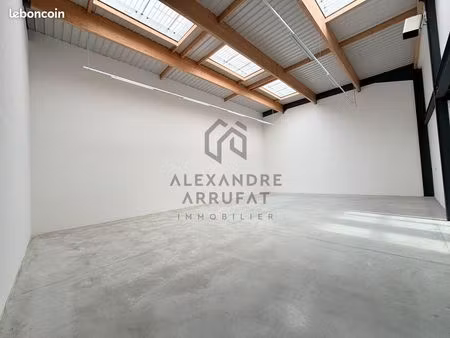 local 290 m² lieusaint