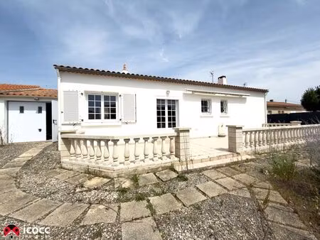 belle maison de plain pied aux beaux volumes