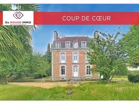 propriété de 9 938m2 en centre ville - maison bourgeoise de 331 m2 et ses 4 dépendances - 