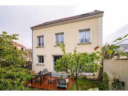 maison montesson - 153 23 m² - 7 pièces