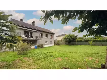 a vendre maison à narcastet- 87 m² - 3 chambres- garage de 87 m²-1000 m² de terrain