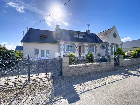 maison plelan le petit 6 pièce(s) 162.60 m2