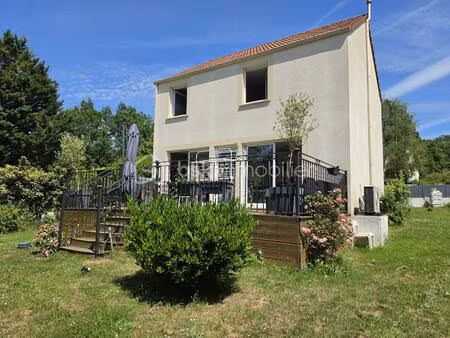 maison traditionnelle de 97 28 m² à pommeuse
