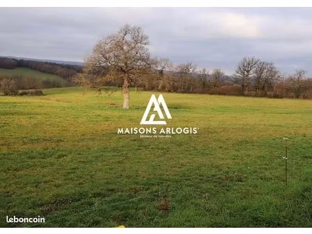terrain 850 m² beynac