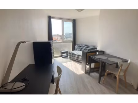 location appartement  21 m² t-1 à bordeaux  537 €