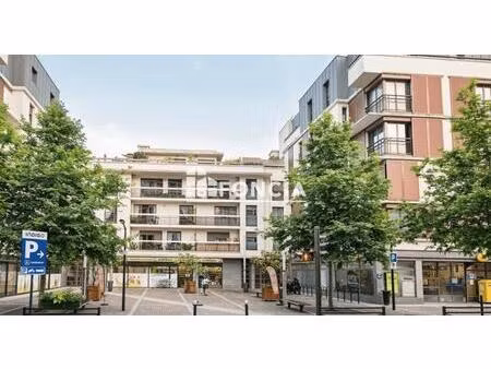 appartement récent - coeur de ville