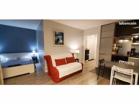 location studio meublé à bussy-saint-georges