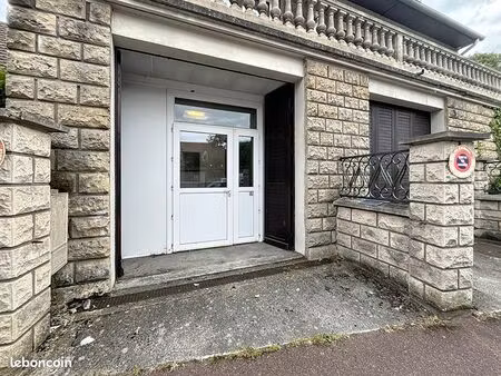 immeuble 4 pièces 65 m²
