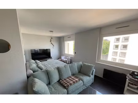 location appartement  72.21 m² t-2 à lyon 5  1 478 €
