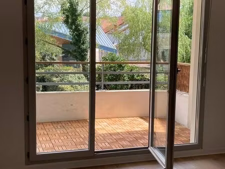 mantes-la-jolie - 3p  69m2 - bords de seine