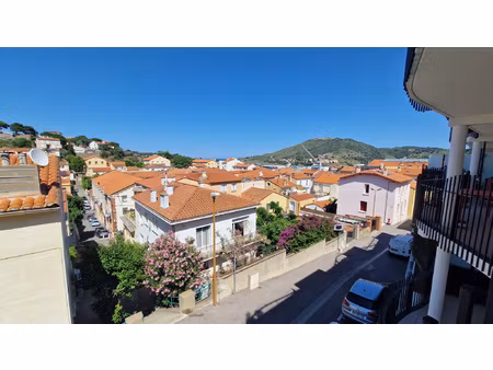 en centre ville appartement 2 chambres et parking