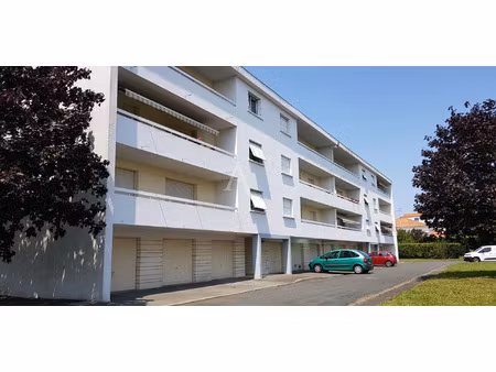 location appartement 4 pièces 91 m² à rochefort (17300)