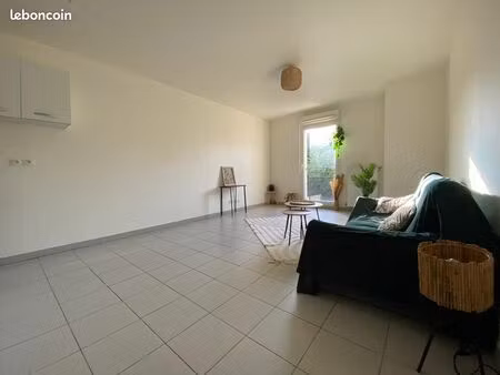 studio de 32m2 dans une résidence avec immeuble de standing ❤️