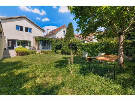 maison avec jardin gare de clamart - 5 pieces - 150 m²