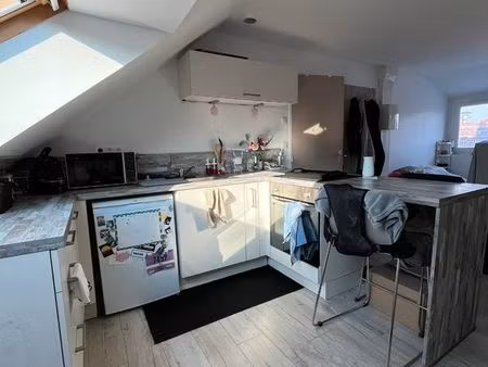 studio meublé de 34m2 très lumineux quartier ste anne