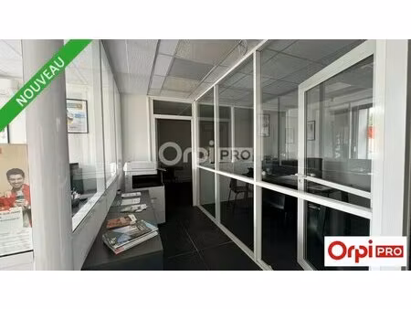 location commerce romans sur isere 26100 82m²