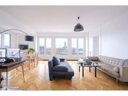 location t2 lumineux centre gare