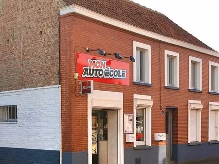 local commercial centre ville gondecourt près de lille - seclin